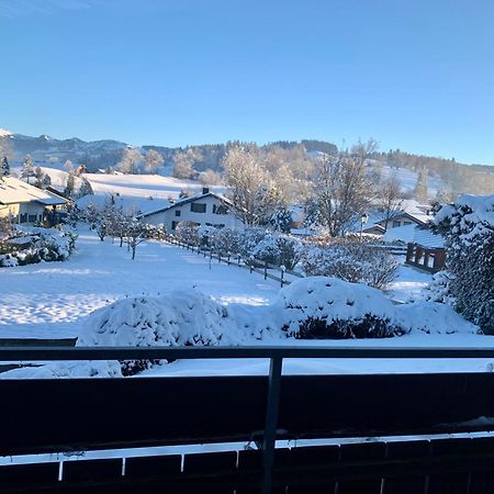 Lindners Hideaways - Bergnest Lodge - Bergblick Fewo 6 Pers Balkon Garten Hund Ski Unterkunft Luftkurort Oberreute Naehe Buchenegger Wasserfaelle Eistobel Bodensee Экстерьер фото