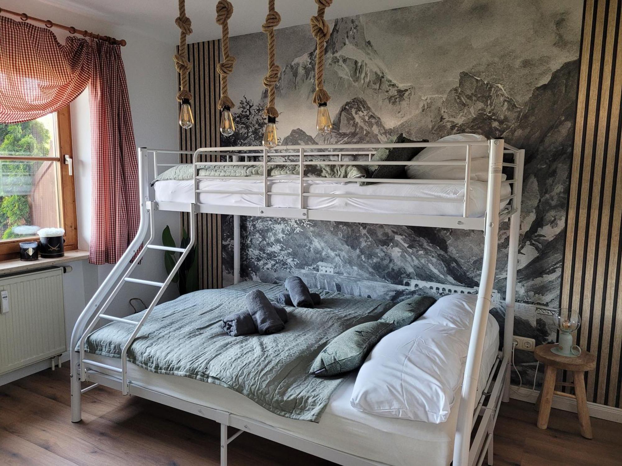 Lindners Hideaways - Bergnest Lodge - Bergblick Fewo 6 Pers Balkon Garten Hund Ski Unterkunft Luftkurort Oberreute Naehe Buchenegger Wasserfaelle Eistobel Bodensee Экстерьер фото